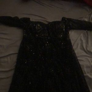 I’m selling my prom dress ithas only been worn once and still in great condition